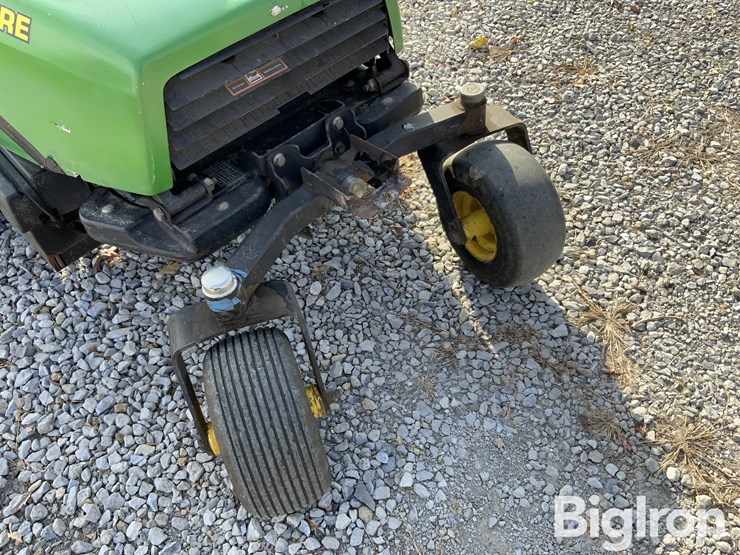 john-deere-f620-image-19