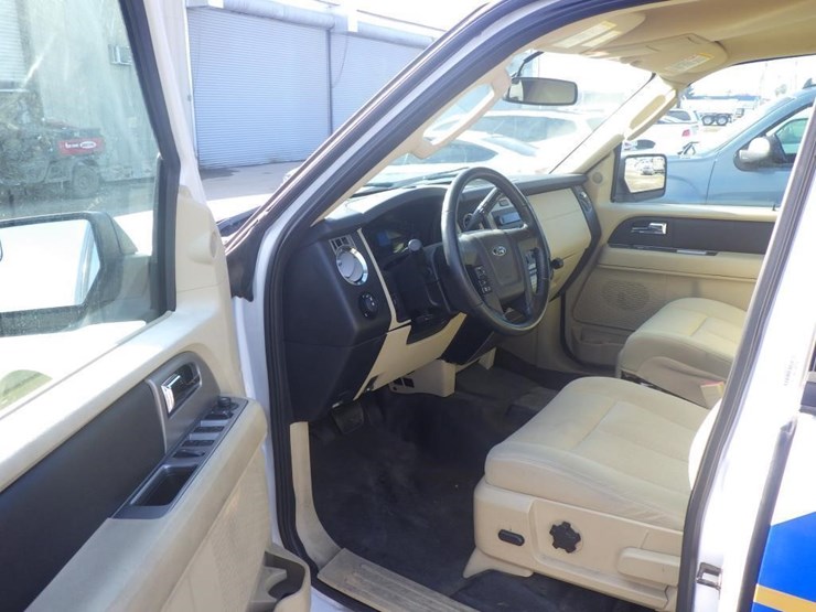 ford-expedition-image-5