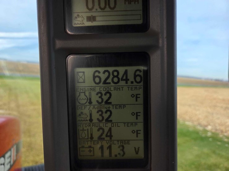 case-ih-620-image-61