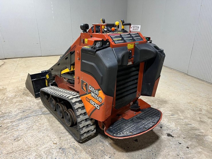 ditch-witch-sk800-image-3