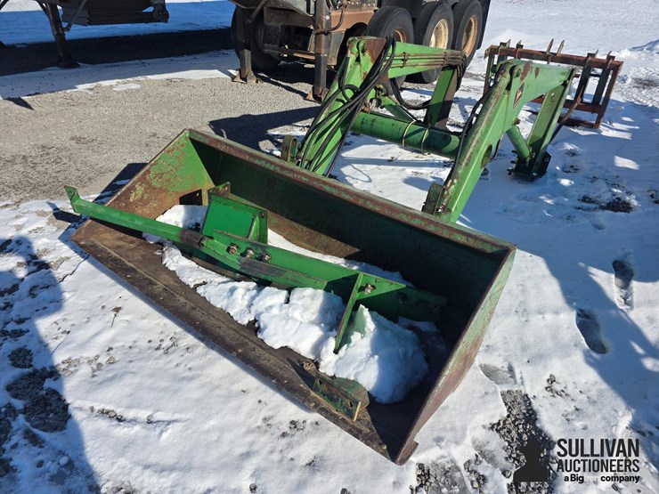 john-deere-72-image-1