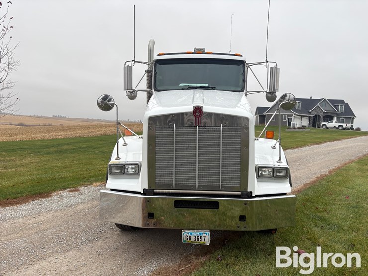 kenworth-t800-image-2