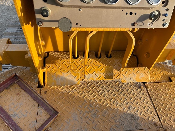 caterpillar-d3b-image-25