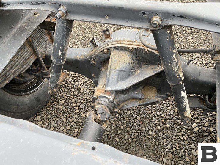 chevrolet-cheyenne-truck---caution-image-16