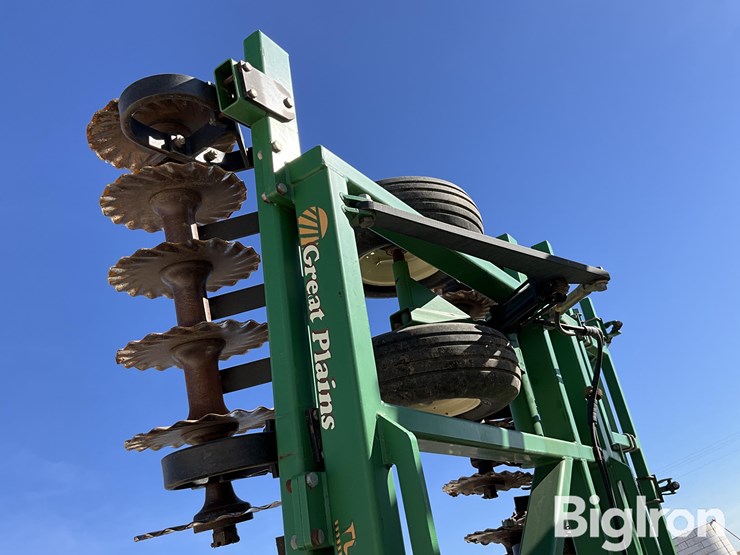 great-plains-3000tt-image-12