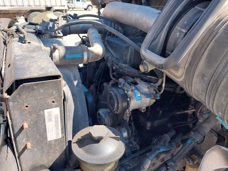 2006-international-8600-image-19