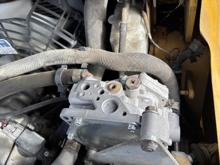 caterpillar-c3000-image-30