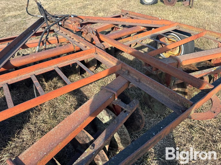 international-12-image-13