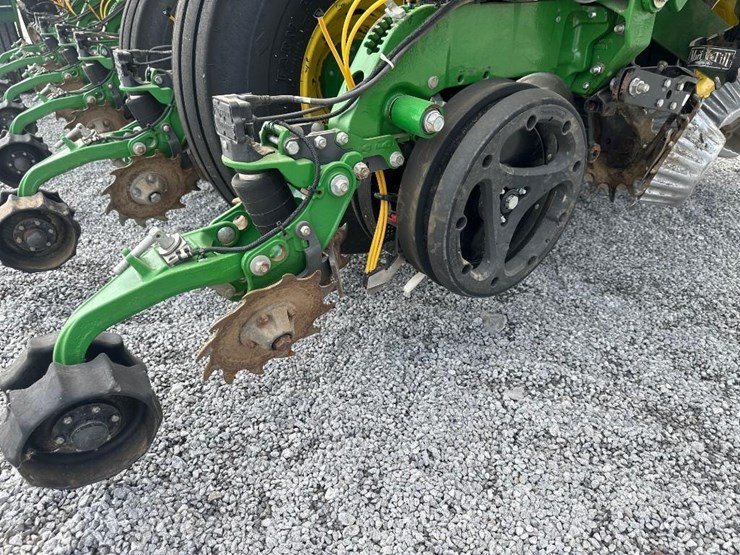 john-deere-1790-image-20