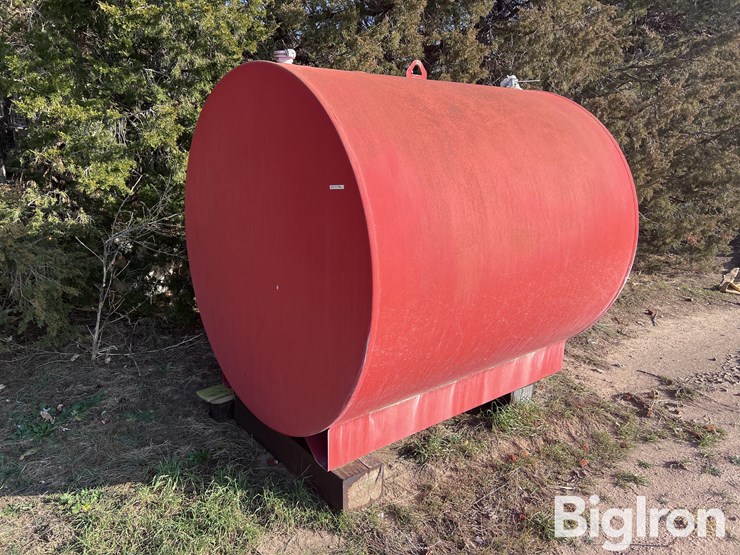 1000-gal-fuel-tank-image-3