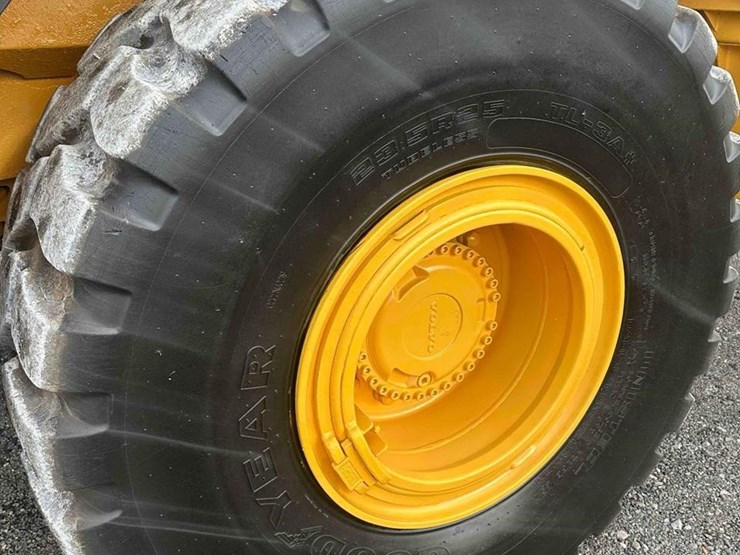 2019-volvo-a25g-image-23