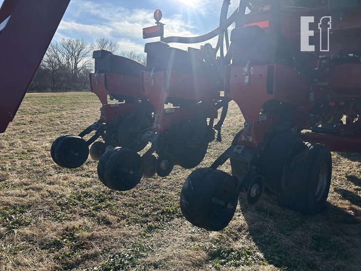 2013-case-ih-1265-image-23
