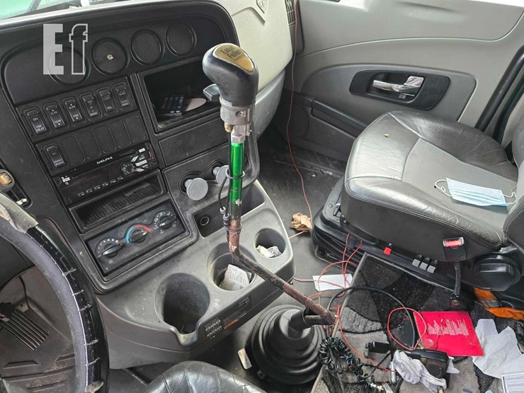 2013-international-prostar-image-31