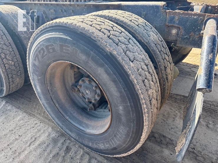 1995-ford-ltl9000-image-9