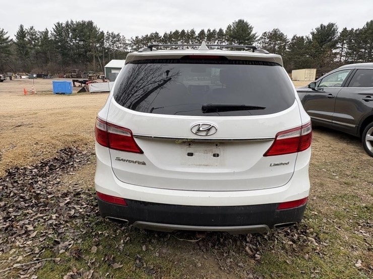 2014-hyundai-sante-fe-suv-image-6