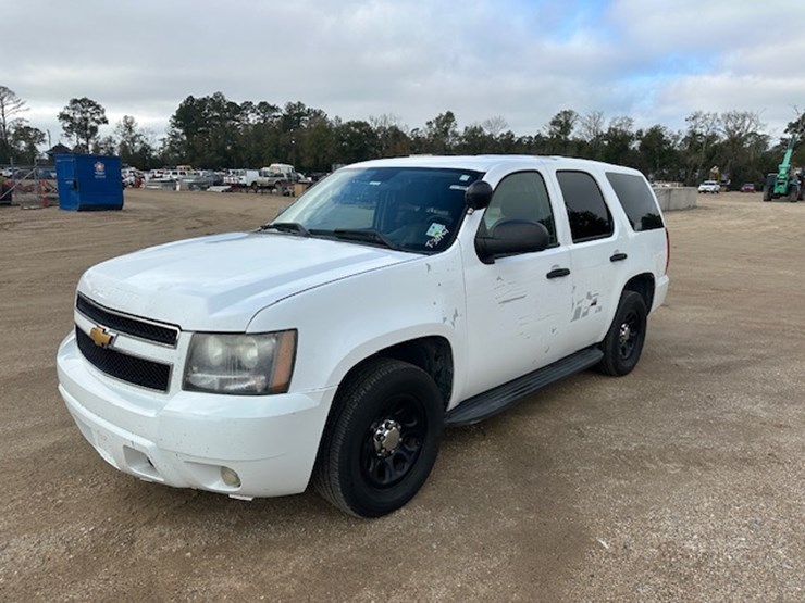 chevrolet-tahoe-image-2