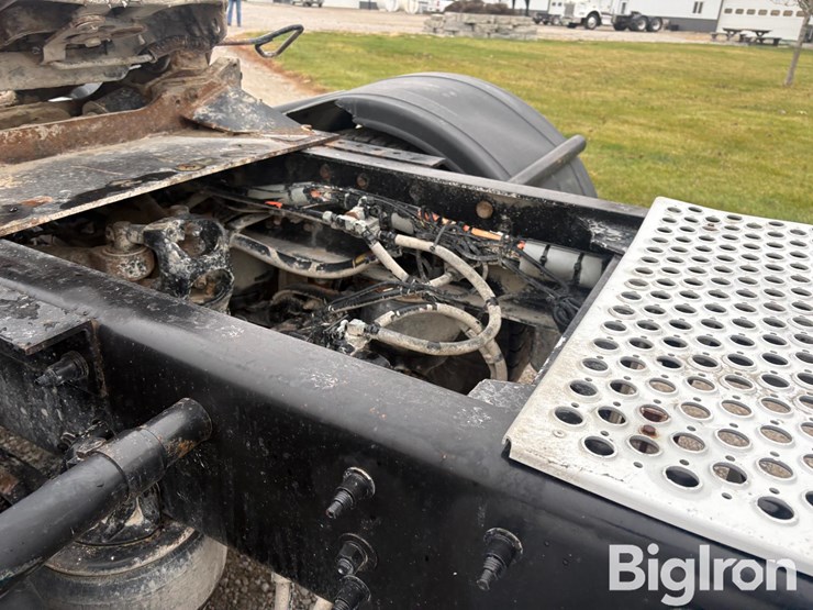 kenworth-t800-image-13