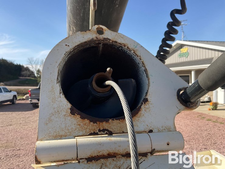 2011-meridian-titan-2-image-19