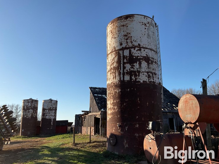 2000-bu-grain-silos-image-1