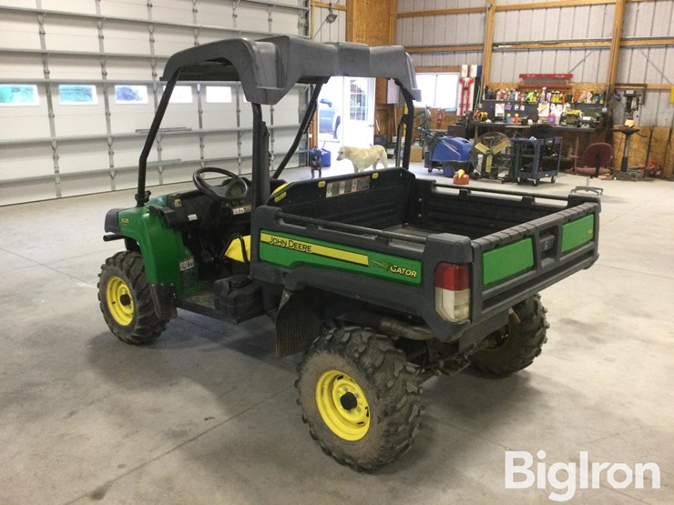 john-deere-gator-image-3