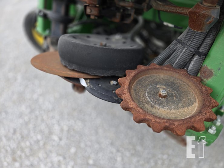 john-deere-1990ccs-image-38