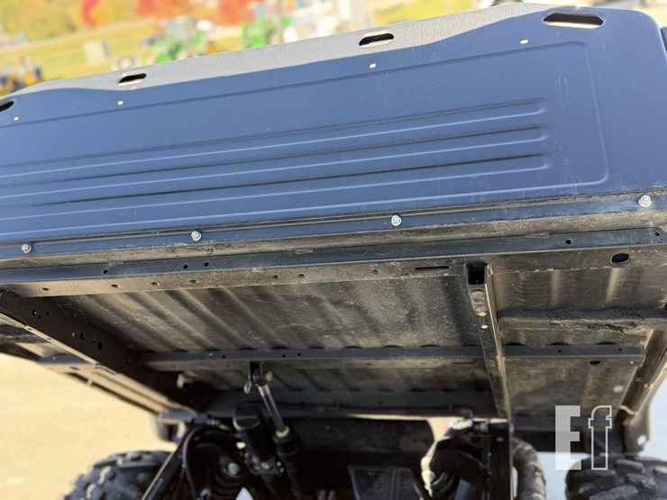 john-deere-gator-xuv-835m-image-30