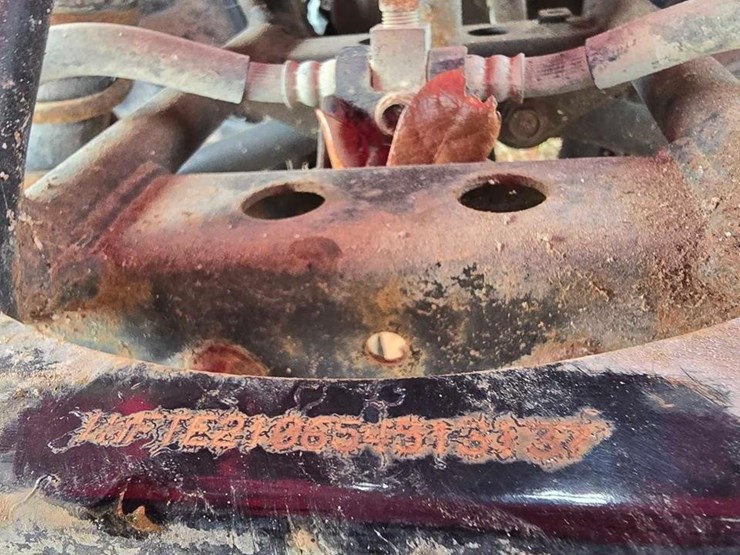 2005-honda-trx250tm-image-16