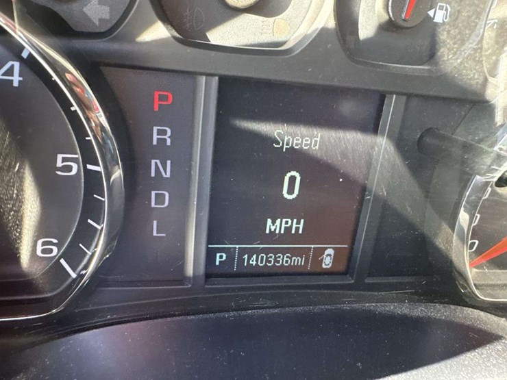 2017-chevrolet-1500-image-23