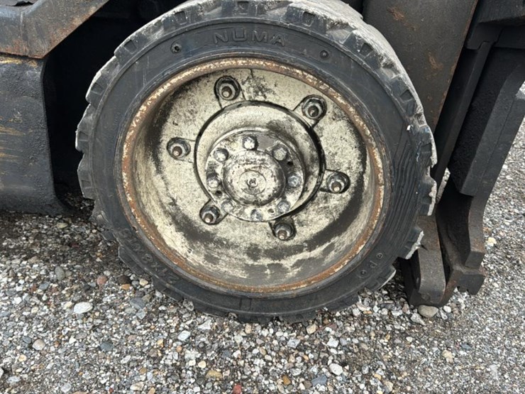 #1358-•-yale-forklift*-image-19