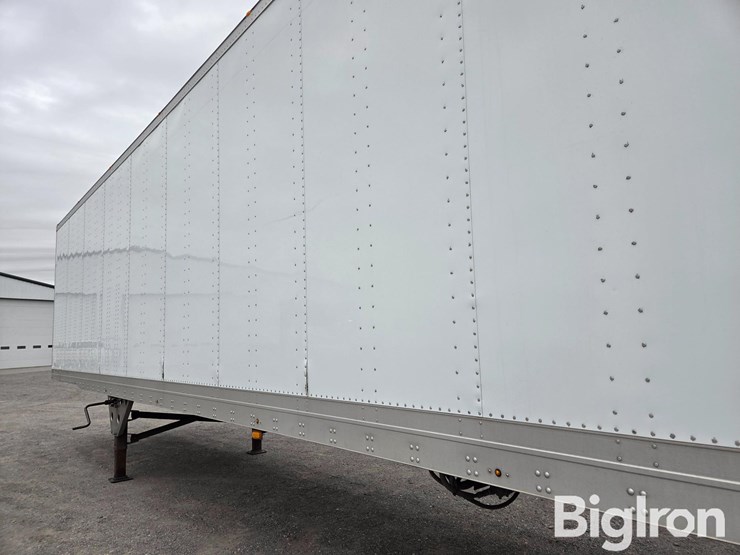 2017-utility-van-image-11