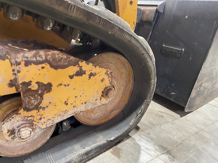 caterpillar-249d-image-15