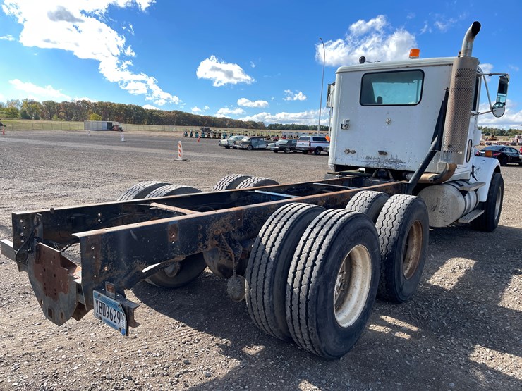 international-9300-image-5