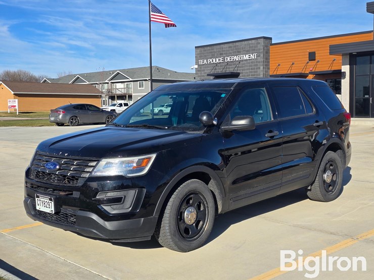 ford-explorer-police-interceptor-image-1