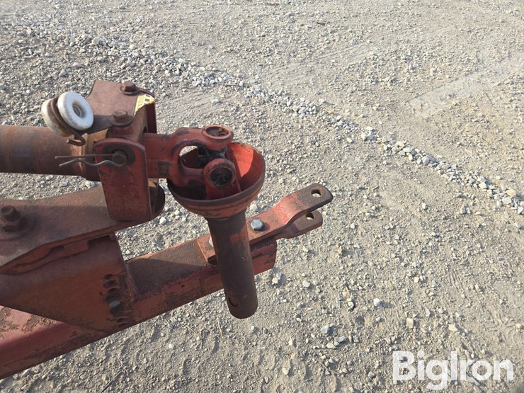 new-holland-315-image-9