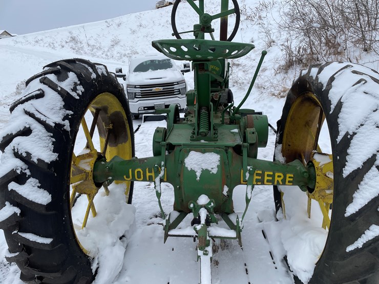 john-deere-b-image-26