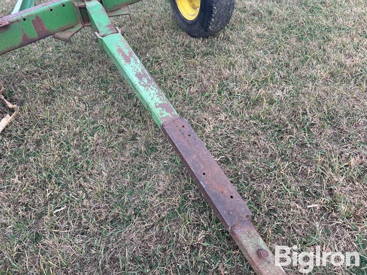 john-deere-1065-image-19