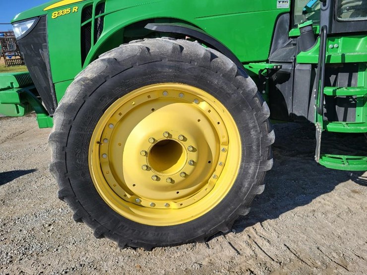 john-deere-8335r-image-19