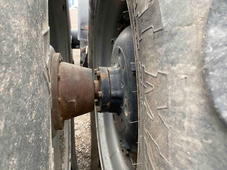 case-ih-7140-image-68