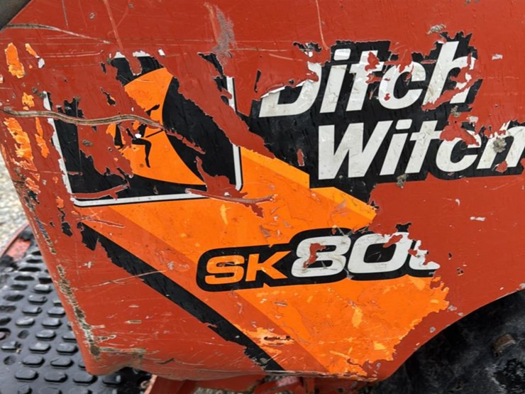 ditch-witch-sk800-image-11