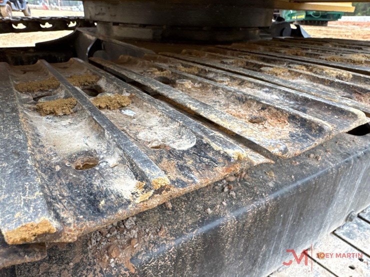 caterpillar-305.5e-image-6