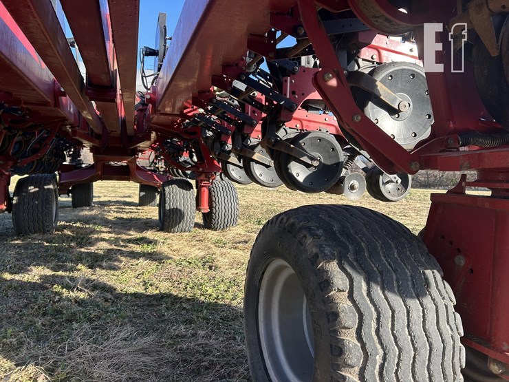 2013-case-ih-1265-image-41