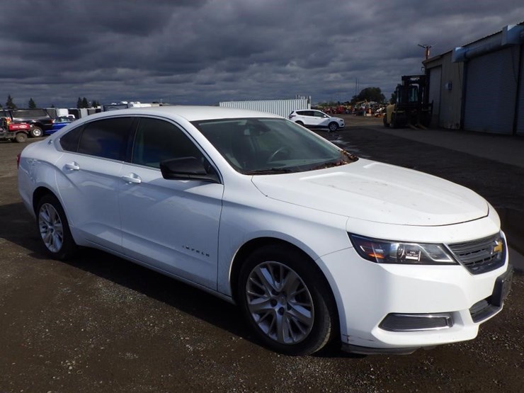 2017-chevrolet-impala-sedan-image-2