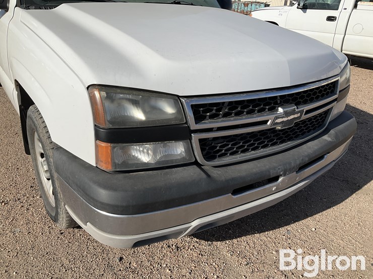 2006-chevrolet-1500-image-12