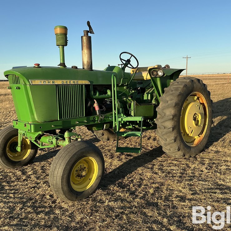 JOHN DEERE 3010