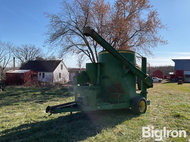 john-deere-750-image-1