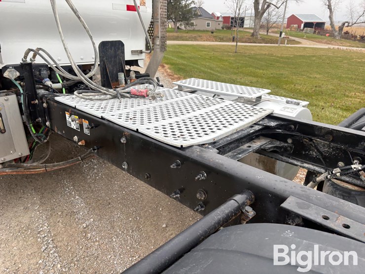 kenworth-t800-image-10