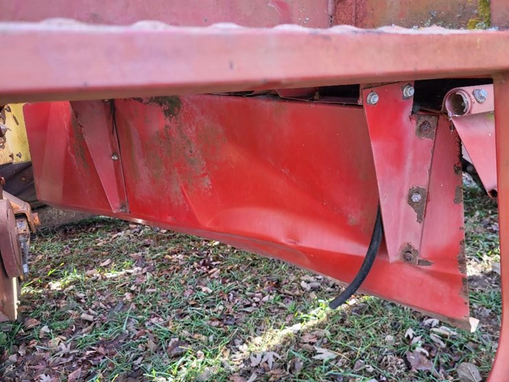 new-holland-1499-image-27