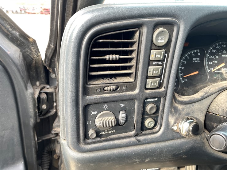 chevrolet-silverado-1500hd-image-74