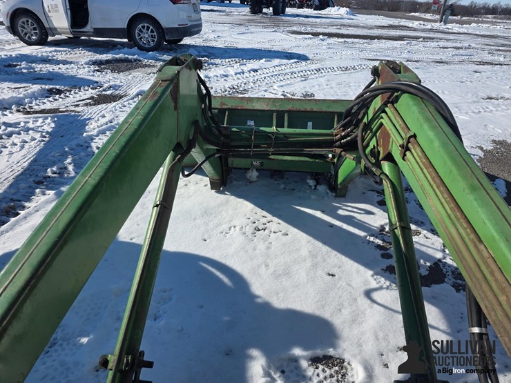 john-deere-72-image-13