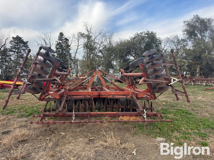 international-490-image-6